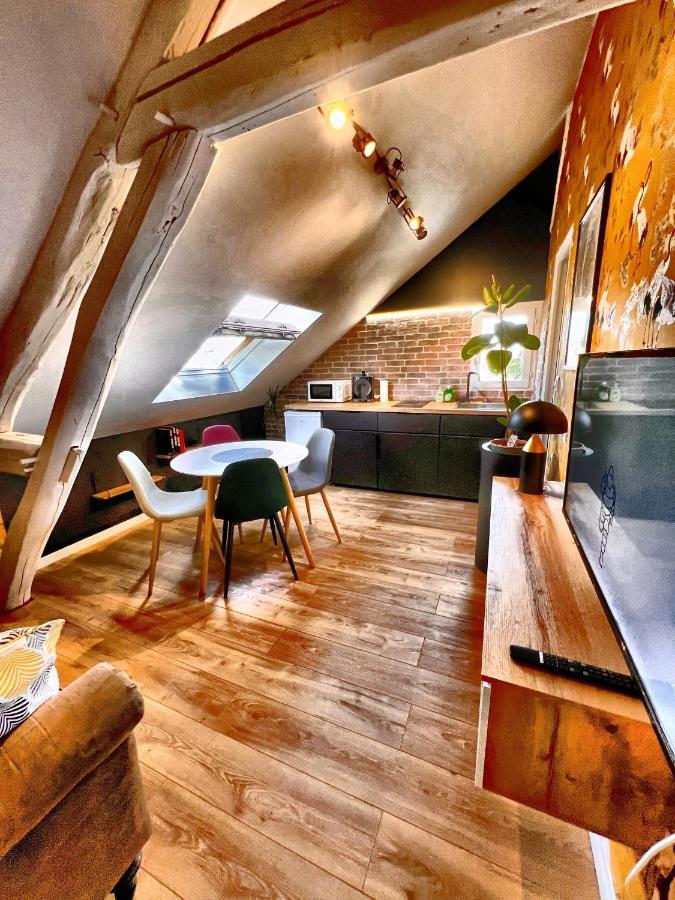 Appartement T2 Quartier Calme / Parking Gratuit Saint-Julien-les-Villas Exteriér fotografie